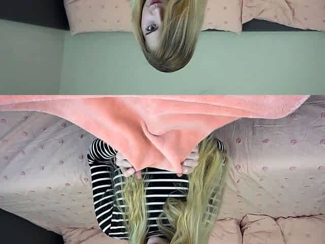 amateur blonde solo webcam