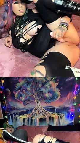 Sexy hottie Anetta Keys enjoys a solo toy masturbation