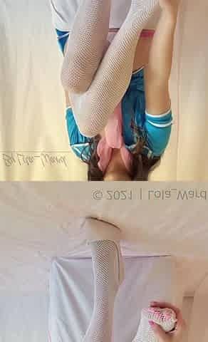 Brunette solo honey shows her masturbating skills