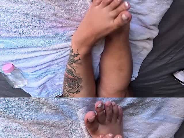 Displaying my feet, soles and toes during the time that being in nature's garb