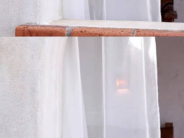 Flirting Veils - Tavia