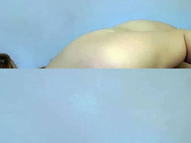 Brunette Solo Webcam Masturbation