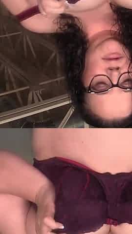 Experienced MILF Jessica Lust knows how to get you off