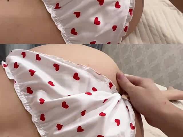 TikTok Sweetheart's Steamy Home Session: A Real Couple's Delight