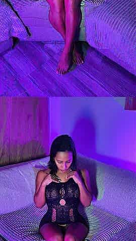 Glamorous mother i'd like to fuck masturbates her vagina. Ep three