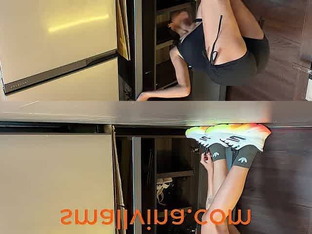 Tiny Cute Thai Playgirl Stripping Tease Experience With Her Booty