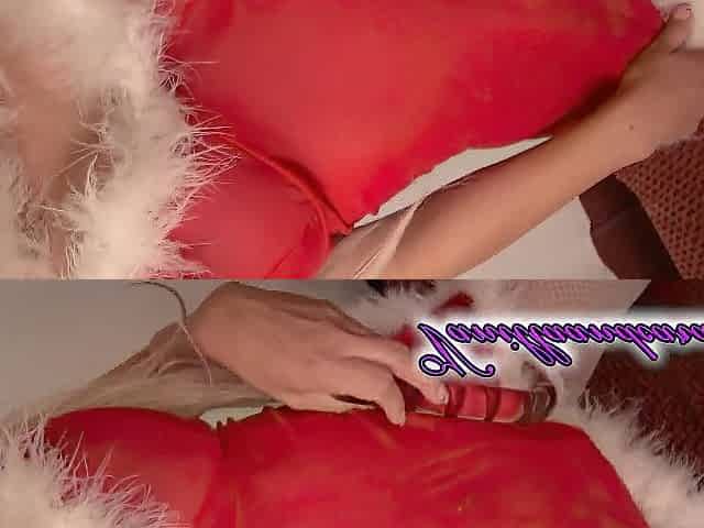 Large breasts Christmas masturbation with a candy cane - Vanillaandcaramel