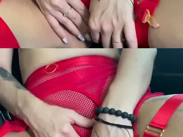 Blonde Babe With Big Tits Masturbates In Her Car