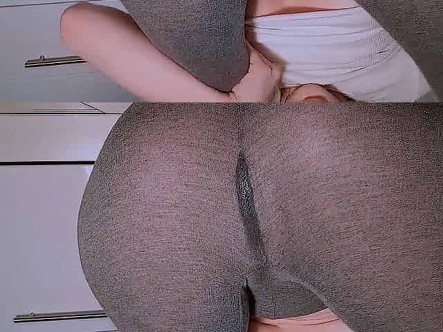 Beefy Squirt Climax Throughout Leggings.