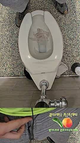 Public pissing then cumming right after ???? I heard some come in the bath but I still went for it