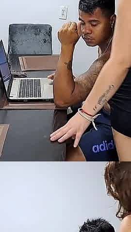 I Interrupt My Stepbrother's Work to Give Him a Delicious Blowjob
