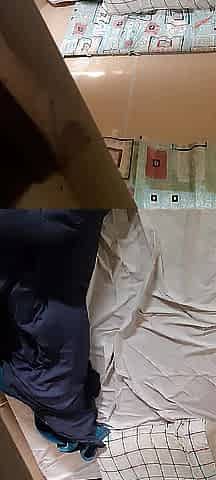 livecam in step sons room guess what I caught!