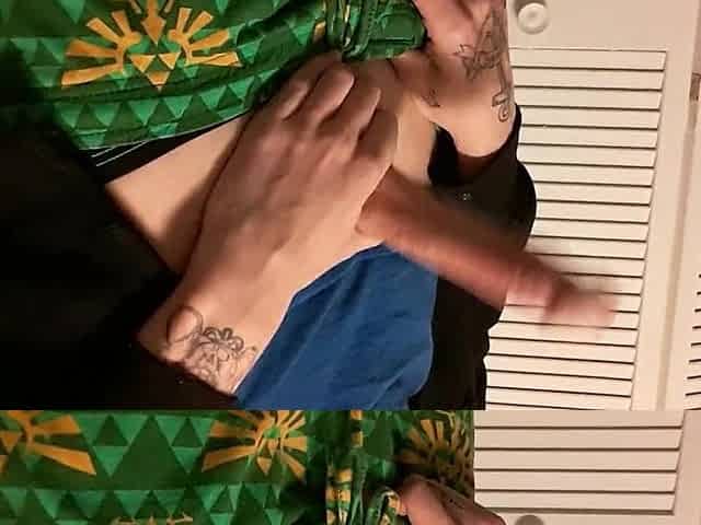 Try and cum at the same time as me