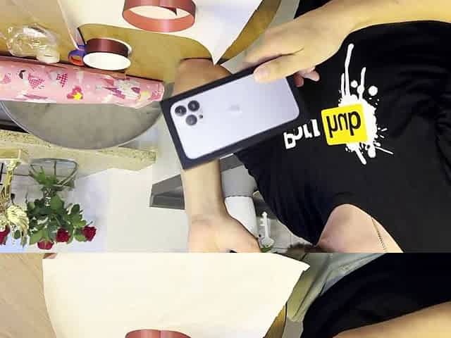 The best gift for Eva is an orgasm from HONEY PLAY BOX