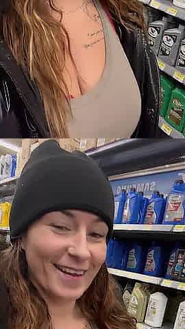 Large natural Tit flash in Walmart