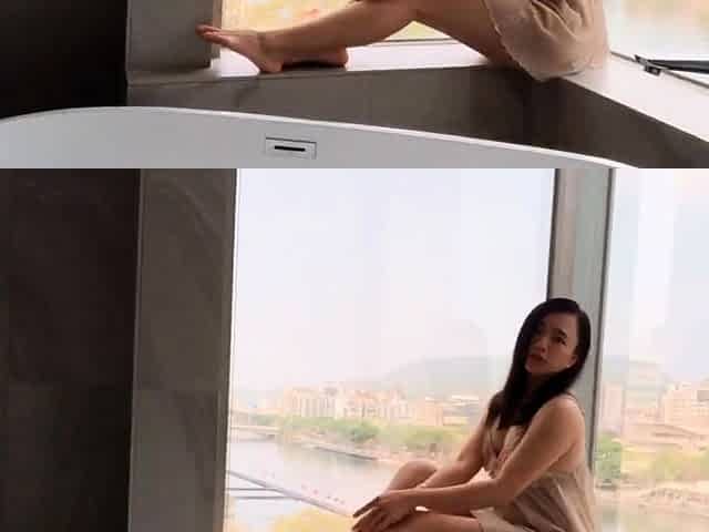 Asian Amateur Model Fucked by Photographer During Hotel Phot