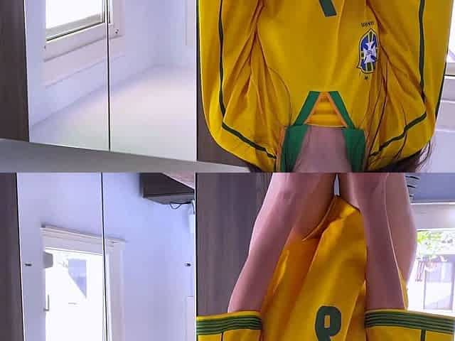 exchanged a football game for her pussy