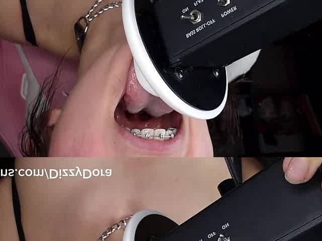 ASMR EAR LICKING WIDE OPEN THROAT BRACES