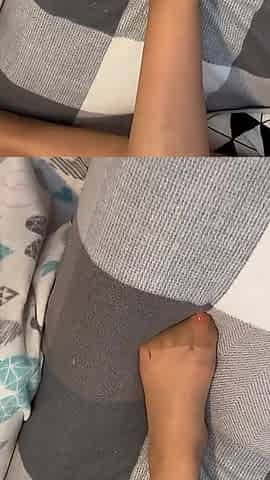 No Holding Back in Sexy Stockings Gives the Most Intense Blowjob