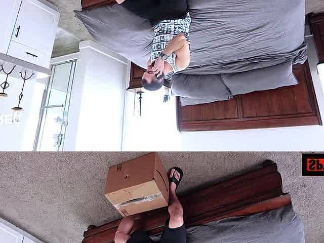 Scarlett Alexis Helps Stepdad Trade In VR Twat For The Real Thing