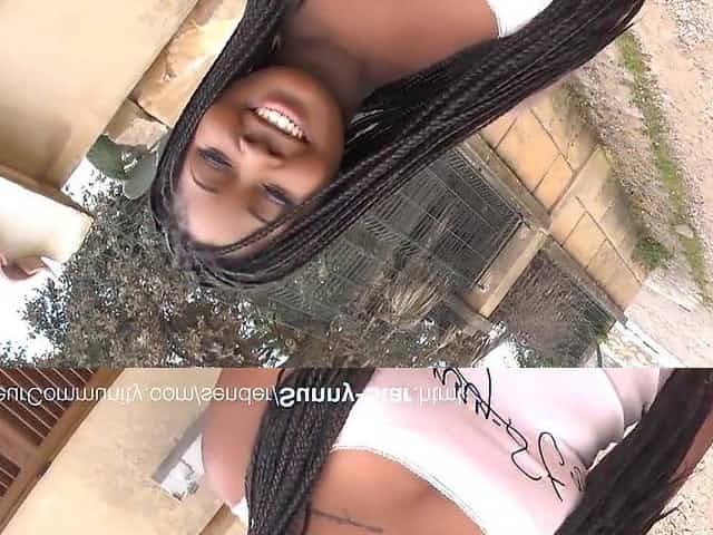 Junges deutsches Ebony wird hart gefickt