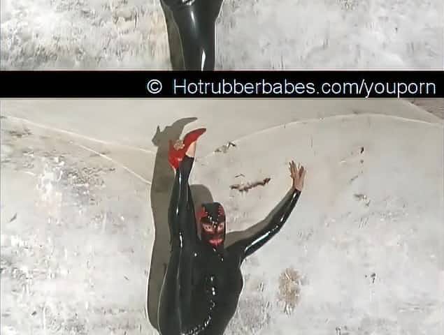 Homemade fetish latex video with Jana