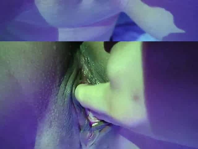 Petite teen pinay loves fisting, made her moan so loud