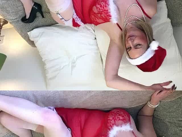 Non stop blonde with big boobs cock jerks off on the bed