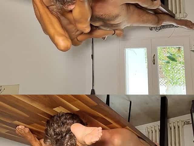 This guy eats my snatch in reverse in we the one and the other cum!