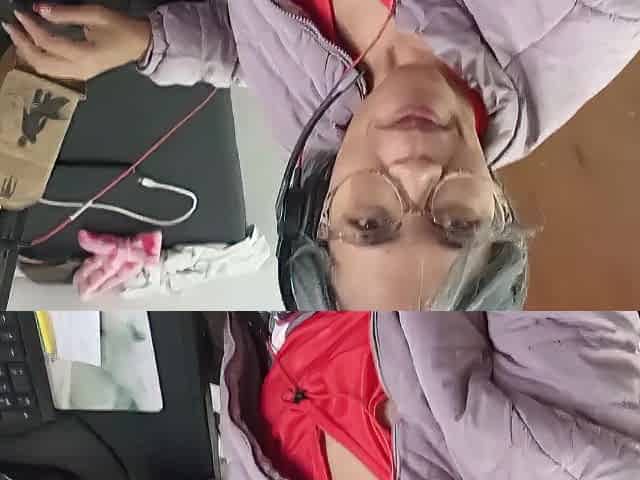 Do u like it when I suck your dick whilst I work?