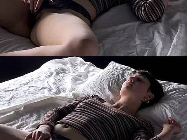 Amateur Webcam Teen Masturbating