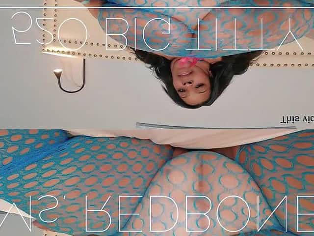 52 O LARGE TITTY Ms REDBONE