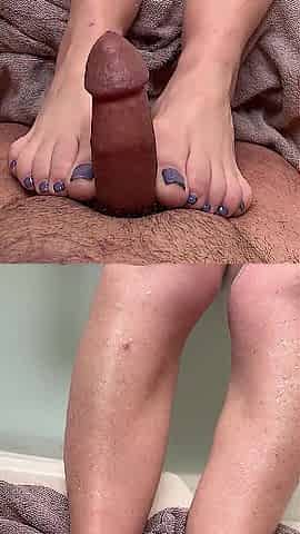 Older Bonemaiden Gives Lengthy Foot job in the Bathtub