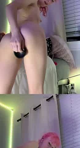 Hot amateur naked teen toys her pussy