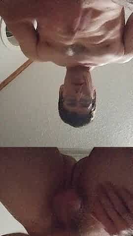 Just a quick finger in my booty