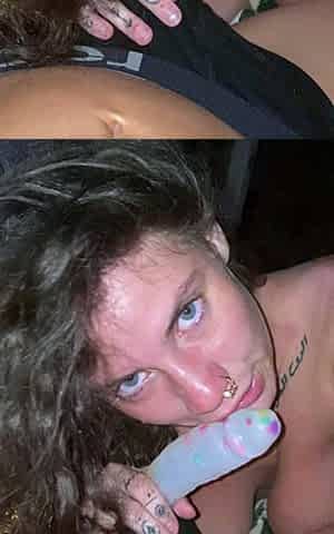 French Kissing Amateur Teen Lesbians