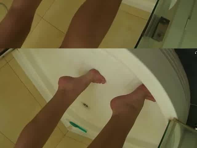 Brunette Teen 18+ Britany S Gets Frisky In Her Bath Time!