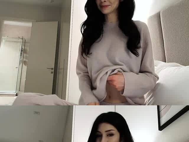 Brunette Couch Webcam Solo Fun Masturbating