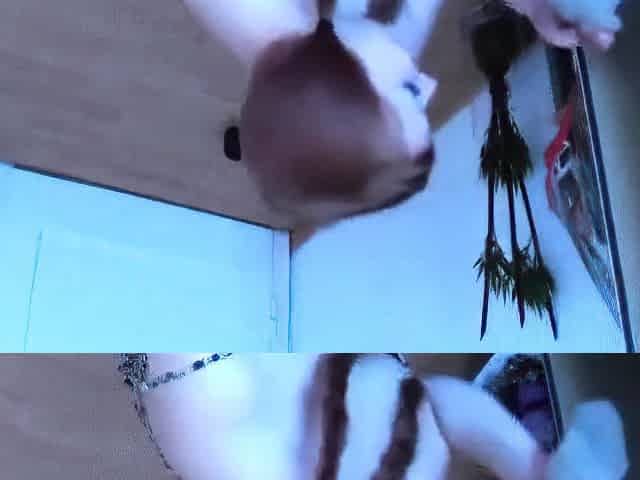 Deutsche BBW Amateurin spritzt mit Dildo ab!