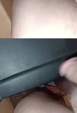 Wanking my hung white ???? dick