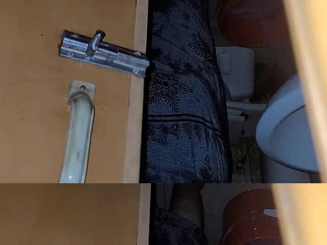 My Stepsister Was Taking a Shower with the Door Open and I Was Peeking in