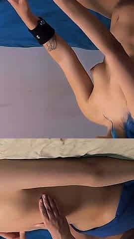 Naked Masseuse Gives a Happy Ending with a Handjob