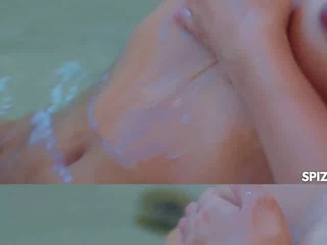 Small Angel Kimmy Kimm Likes Bath Sex