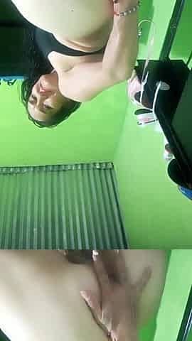 MILF Sex Finger Ass Naked Show