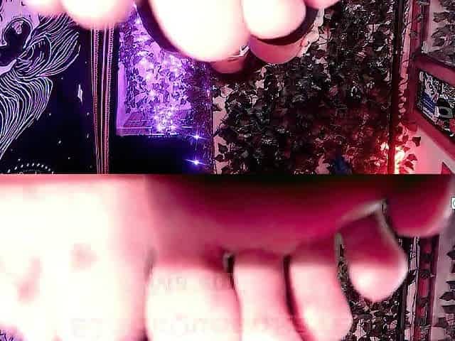 Supplicate to jack off to My immodest Black soles