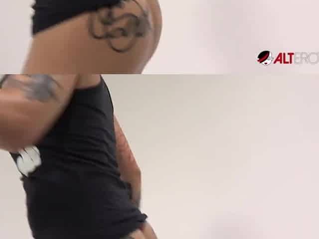 Interview with breasty tattooed honey Genevieve Sinn