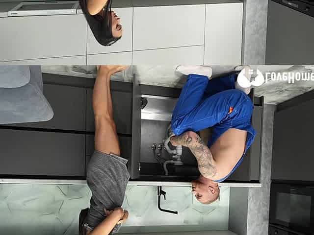 No Cash? Plumber Gets Ass fuck Payment from Exciting Customer