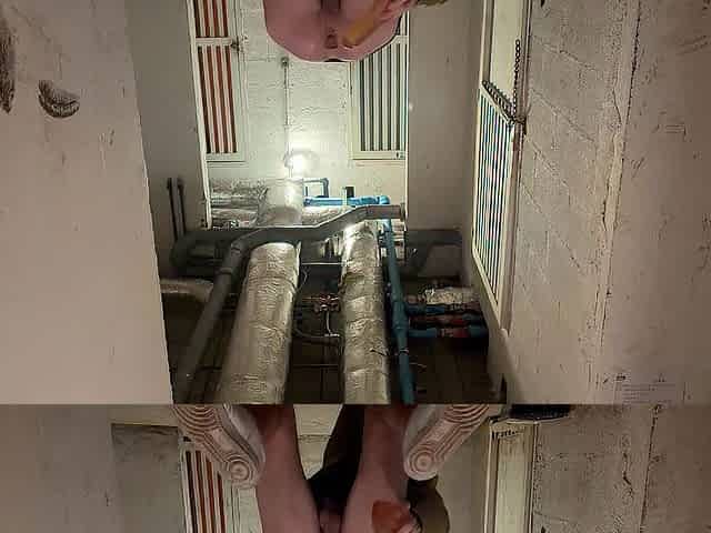 Sissyrebelx gets her booty high in the cellar