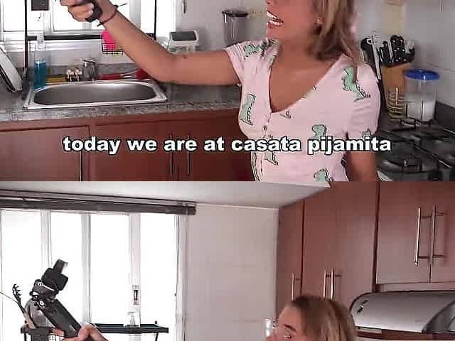 The Maid Screws the Vegetables. That babe Cums in the Kitchen.