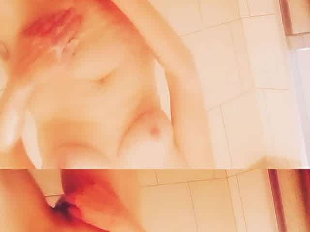 Sexy Stepmom Filmed Showering & Shaving